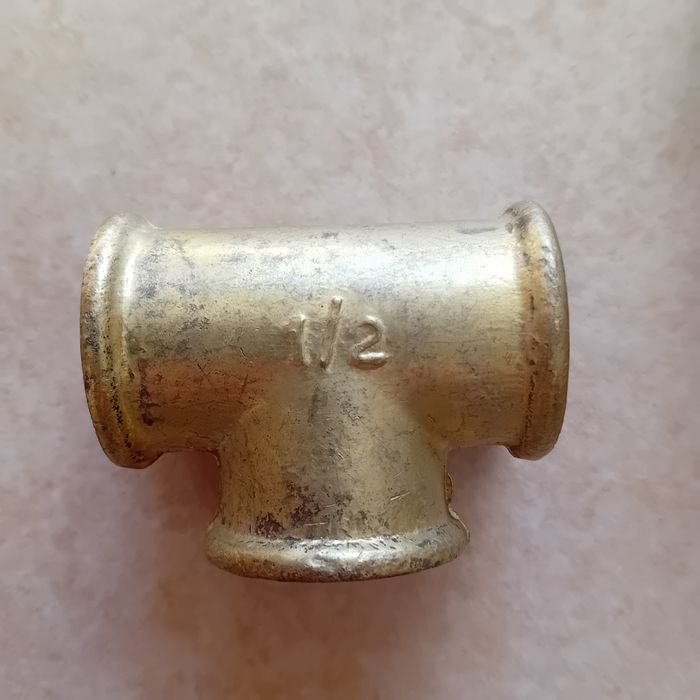 Material de canalização latão