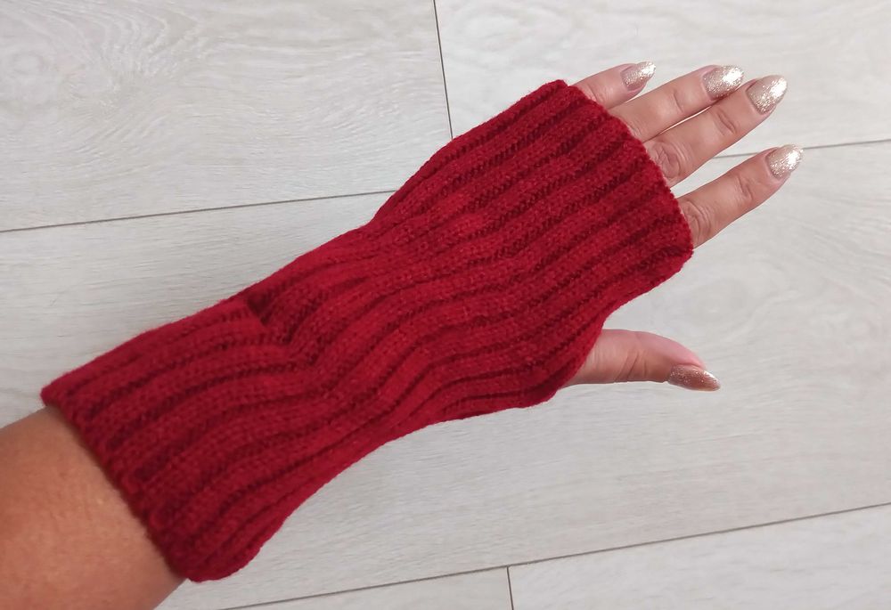 Burgundowe rękawiczki prążkowane mitenki unisex