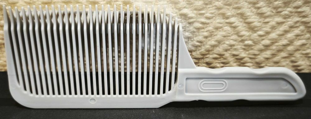 Pente Auxiliar para Corte de Cabelo com Máquina