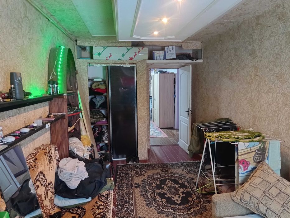3 кімнатна квартира 60 кв.м. на 1 поверсі, житловий стан (район АТБ)!