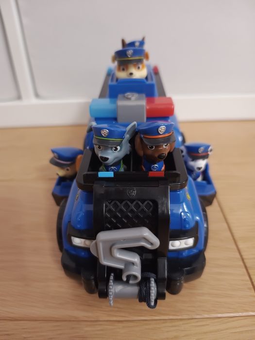 Psi patrol wóz policyjny