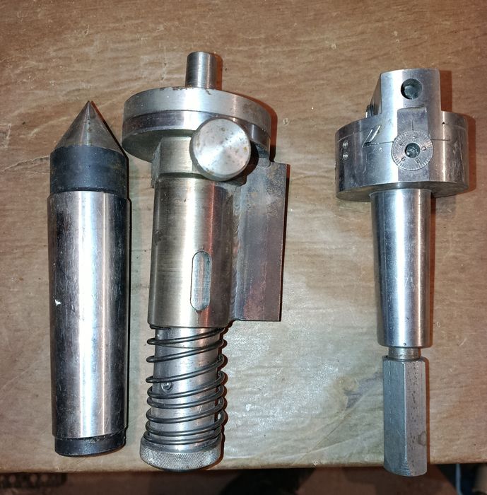 Конус токарный центр вращения