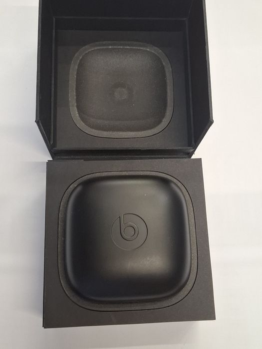 Jak NOWE Słuchawki Pawerbeats Pro morski granat