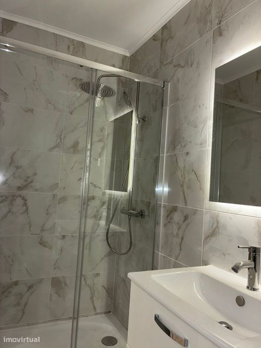 Apartamento T4 Barreiro Remodelado