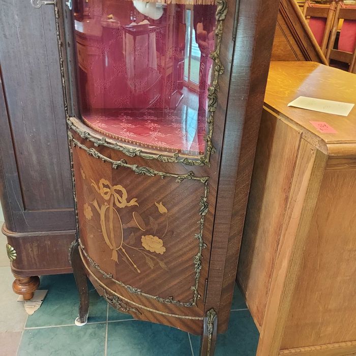 Witryna barokowa, efektowna intarsja, marmur i złocenia