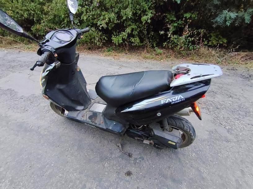 Продам китайський мопед фада