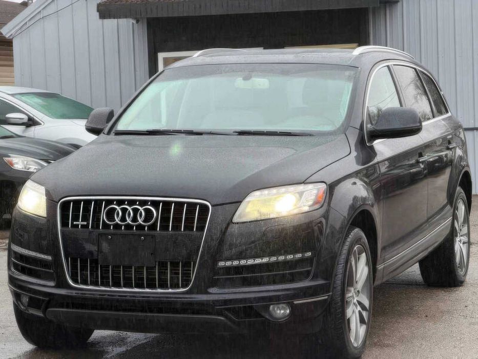 Audi Q7      2014