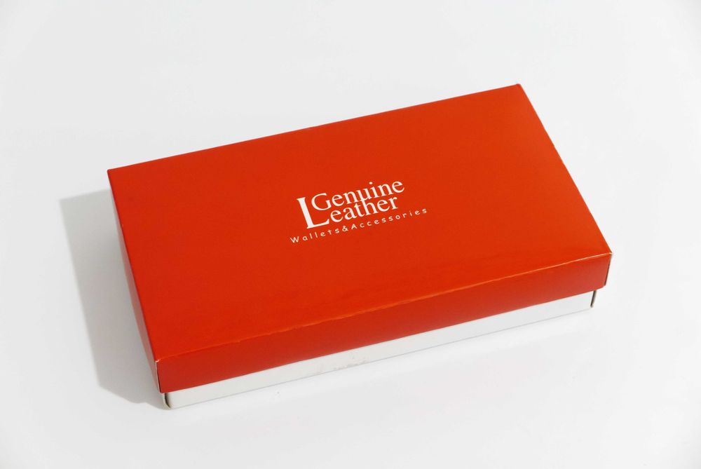 Duży skórzany portfel damski. Miękka, bordowa skóra.