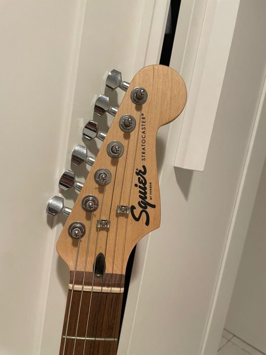 Guitarra eletrica, Fender SQUIER com amplificador
