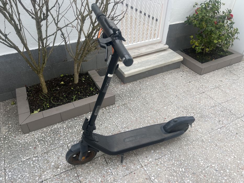 Trotenet com bom estado com carregado