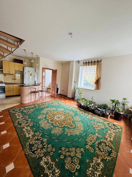 Затишний будинок в Крижанівці(204-909 )