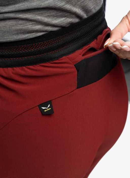 Spodnie Salewa Pedroc 4 DST Regular Pant syrah Cena reg. 550 zł Roz. M