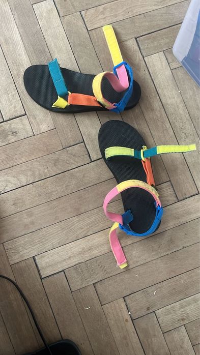 Босоніжки, сандалі Teva на ліпучці, кольорові по устілці 26, розмір 40