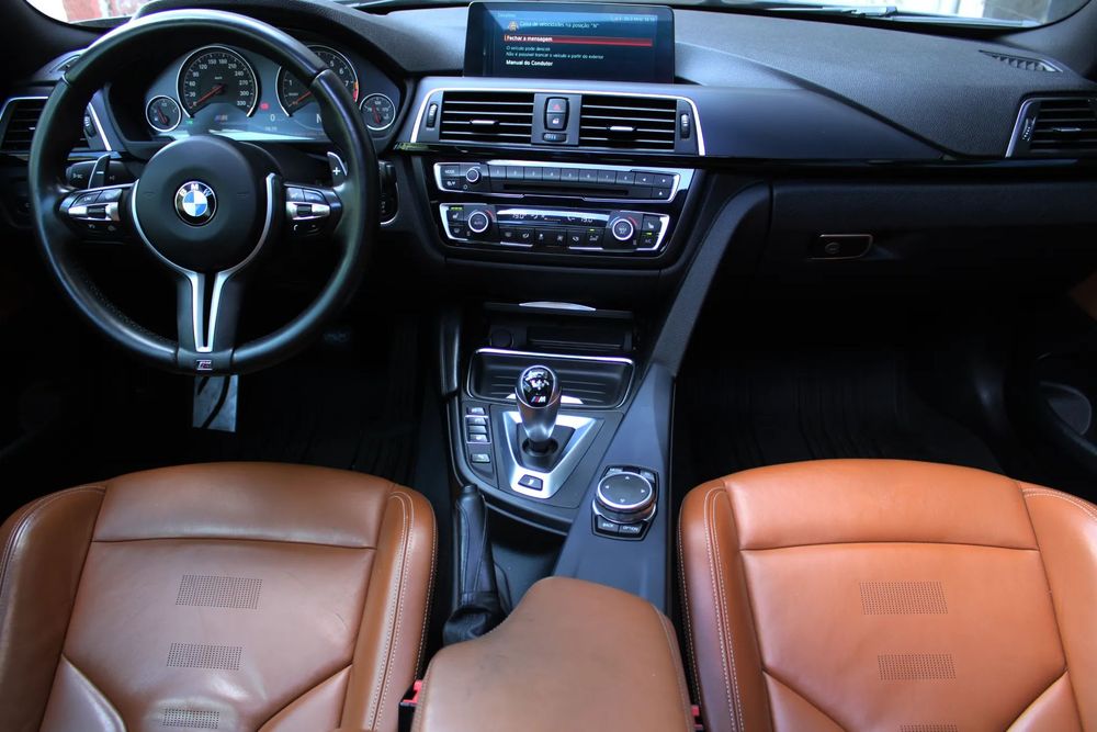 BMW M4 DKG532554965258096644