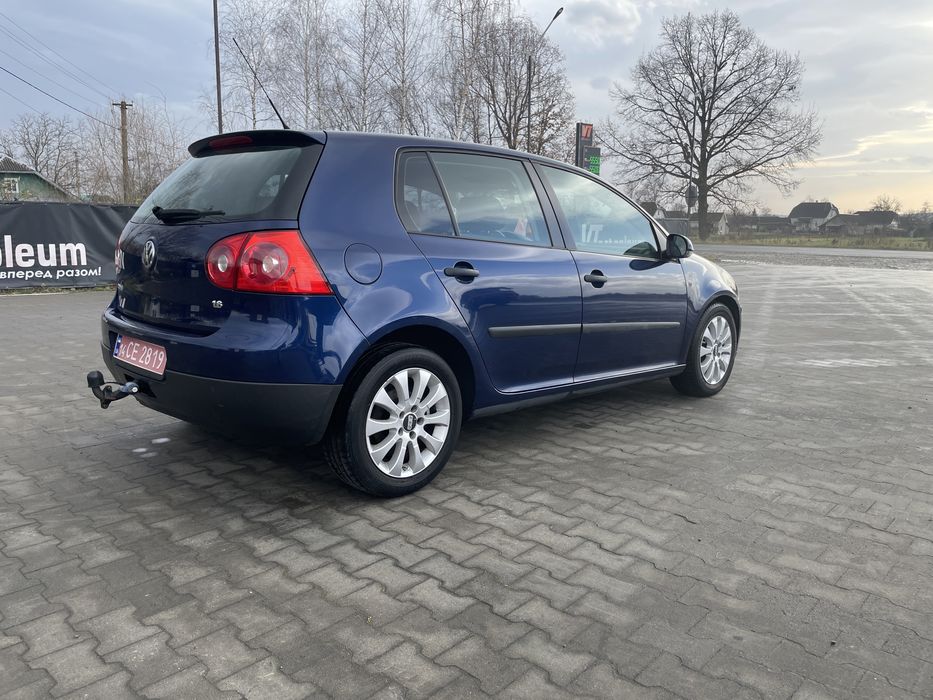 Volkswagen Golf V 1.6 MPI
