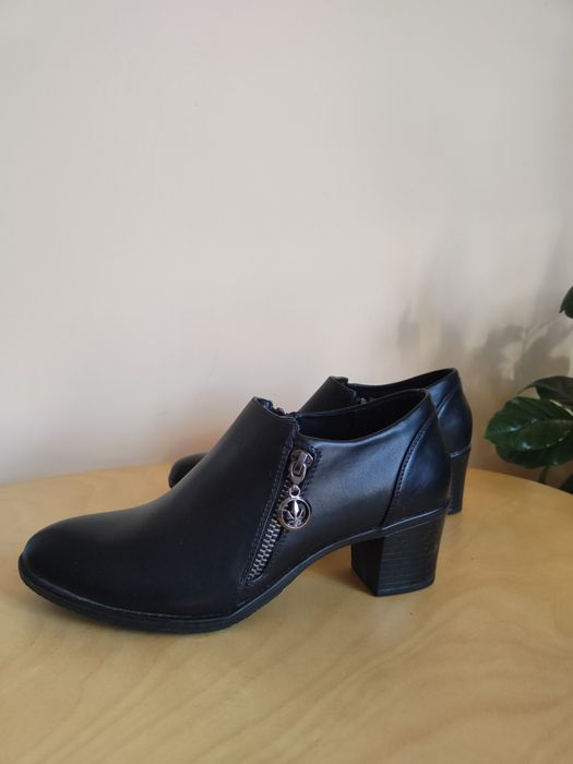 Półbuty damskie r. 37