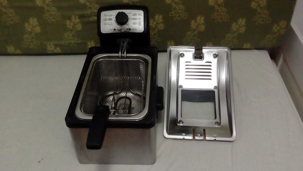 Fritadeira elétrica e grelhador de placas Ariete mod:1928(tudo)