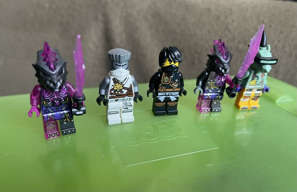 Оригінальні мініфігурки Ninjago