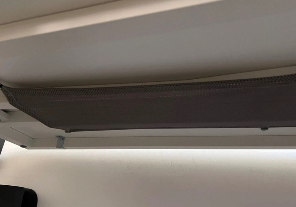 Biurko narożne BEKANT (Ikea)