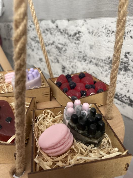 Мило ручної роботи