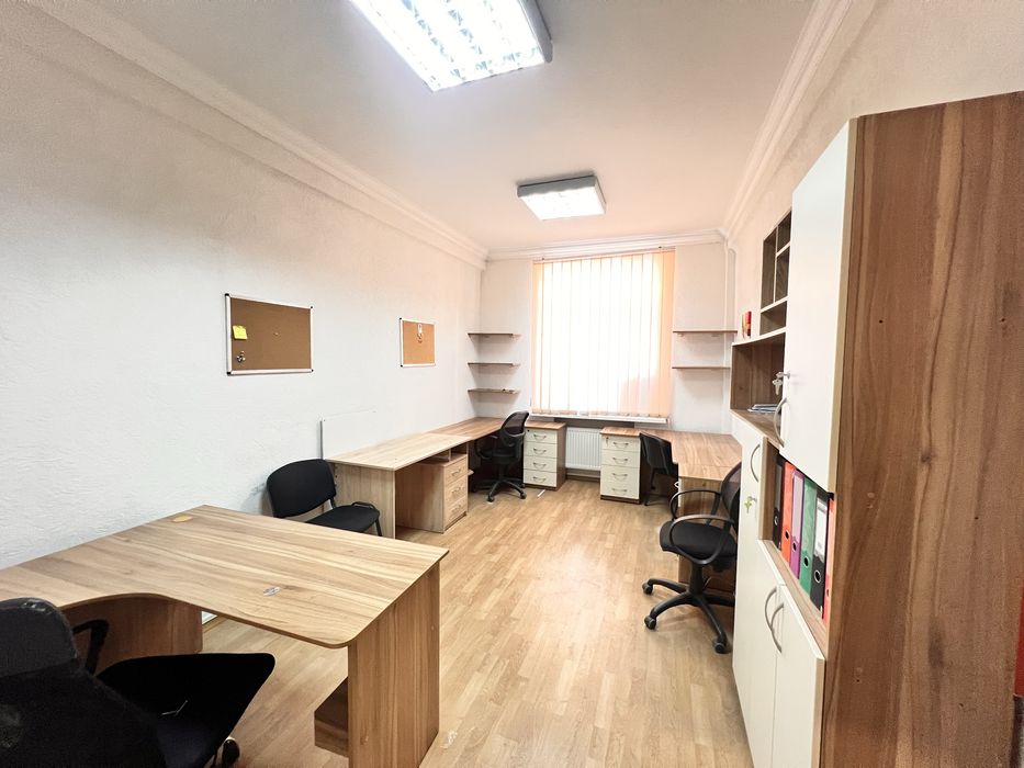 Продам помещение свободного назначения в центре