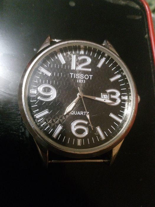 Часи TISSOT guartz