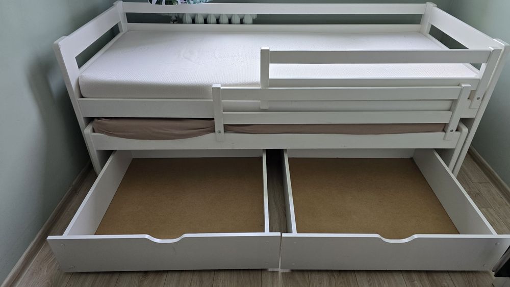 Łóżko dziecięce podwójne
