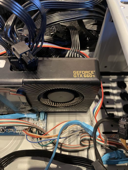 Komputer stacjonarny