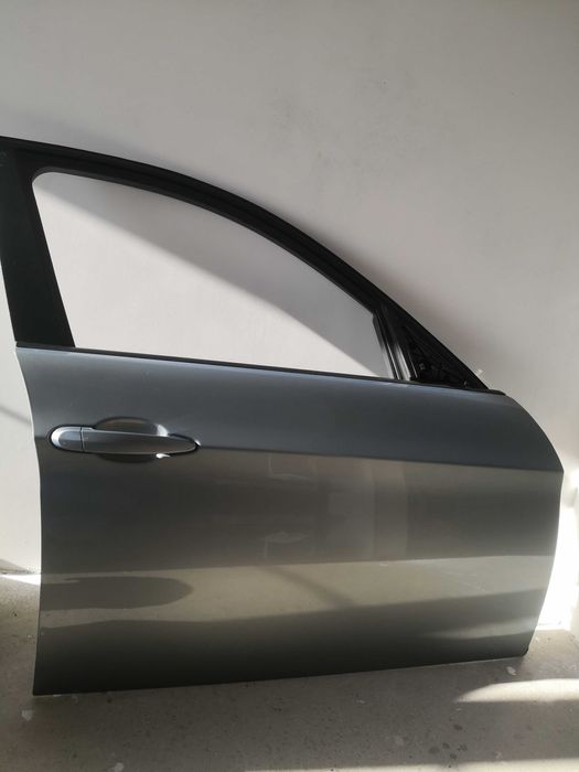 drzwi prawe przód BMW E90 SREBRNE