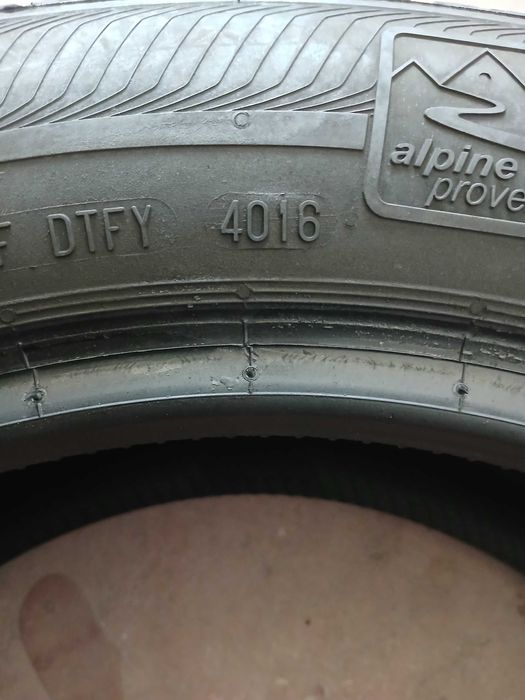 Opony zimowe Semperit 205/55/16