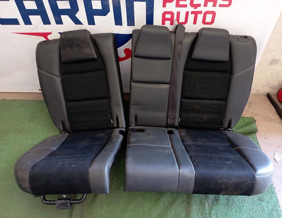 Bancos Frontais e Traseiros Peugeot 207 SW 2008
