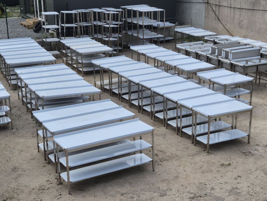 Вироби з нержавійки для професійної кухні. Столи.