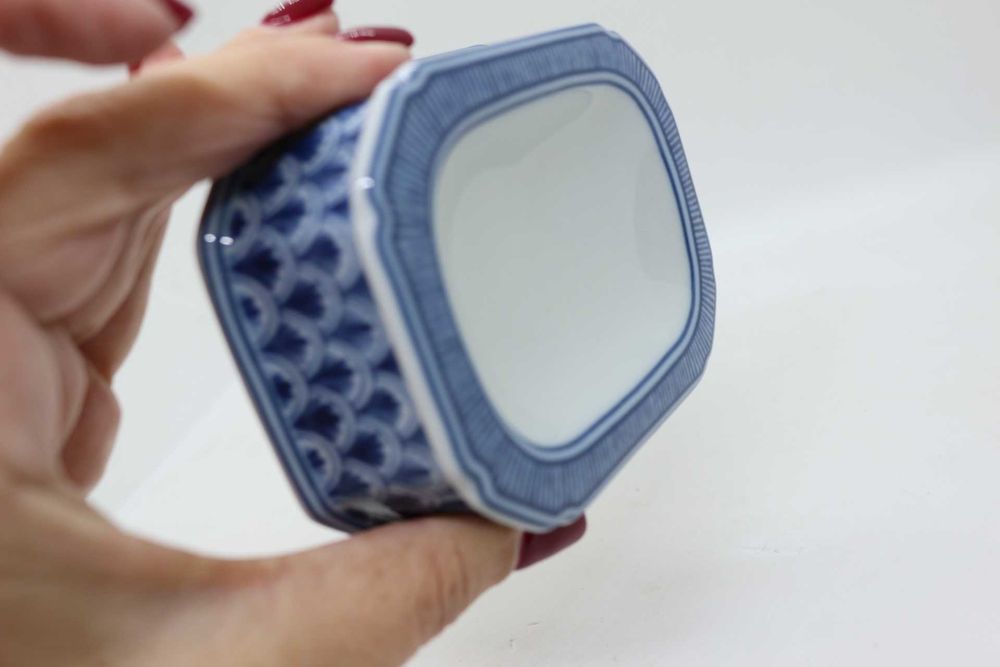 Saleiro Pétalas Imbricadas Vista Alegre 1992