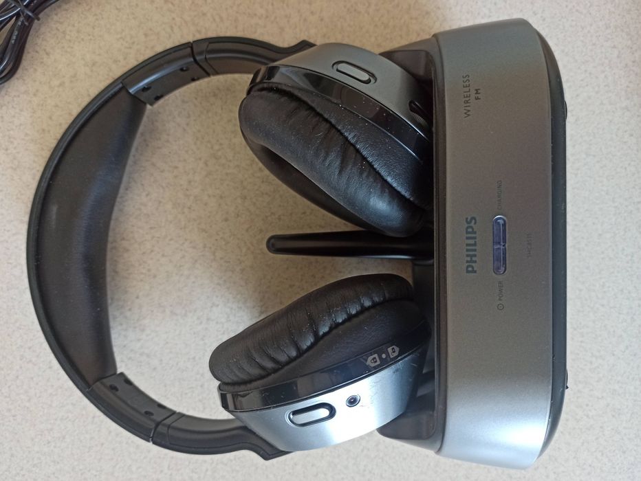 Навушники Phillips SHC-8535/10