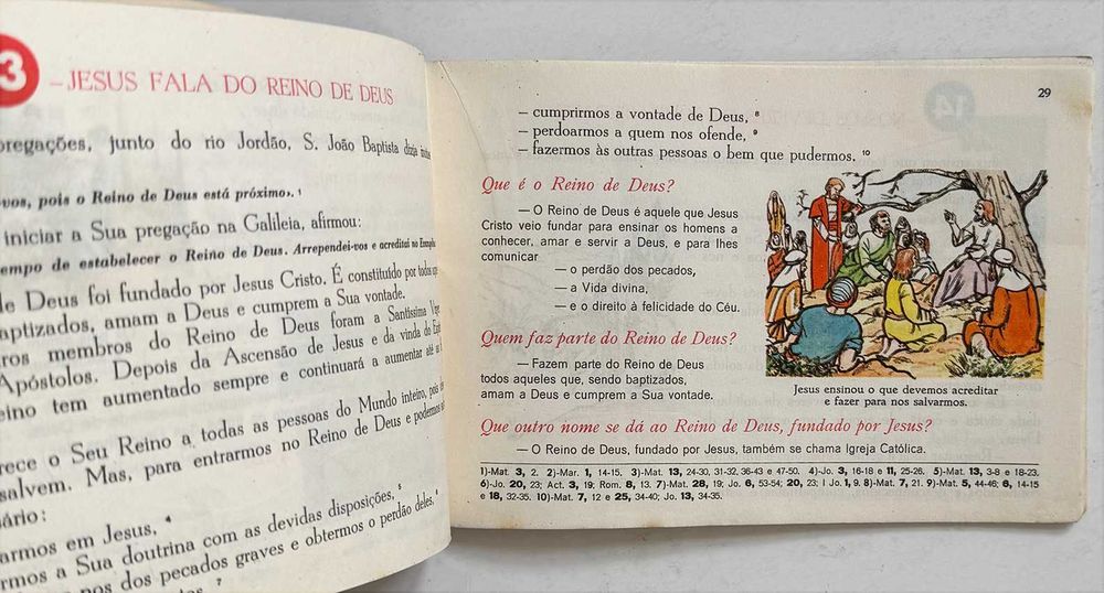 LIVRO DE RELIGIÃO, Ensino Primário 3ª e 4ª Classe.  Edição do Secretariado Nacional da Catequese, 1964 e 1965.