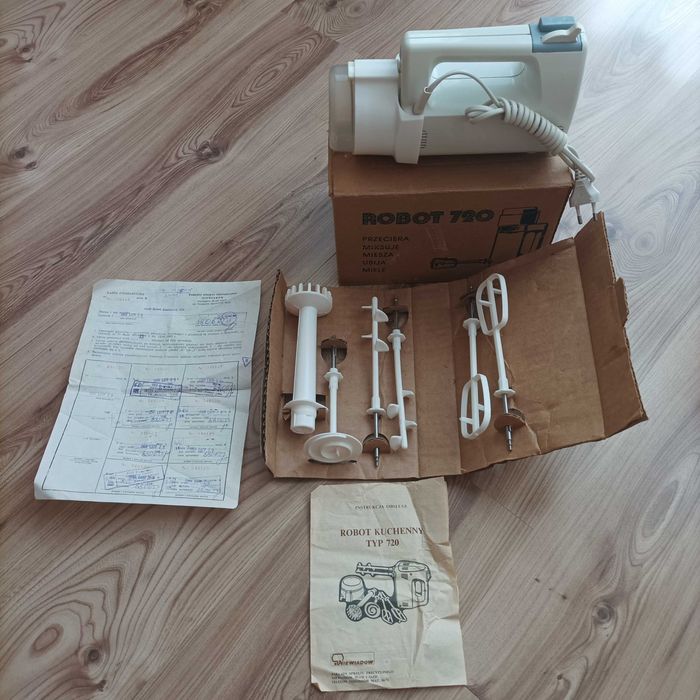 Mikser robot kuchenny Predom Niewiadów typ 720 z czasów PRL