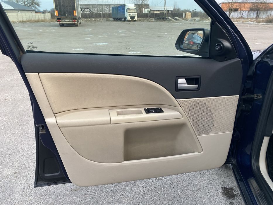 Ford Mondeo 2.0 дизель 2001 рік  Механіка Нерозмитнений