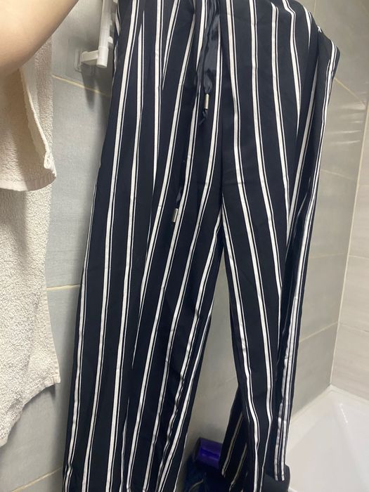 Віддам  жіночі речі s/m