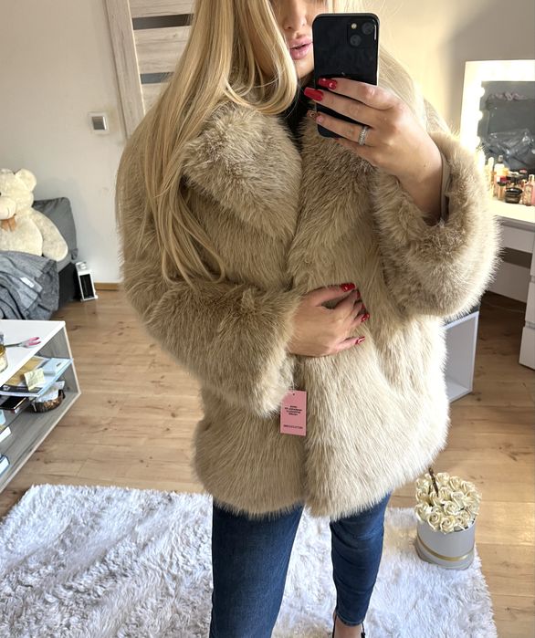 Prettylittlething nowe beżowe futro futerko 40 L