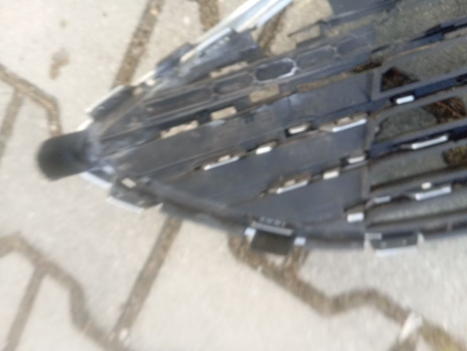Grill atrapa chłodnicy Zderzaka przedniego przód Ford C-Max MK2 Lift