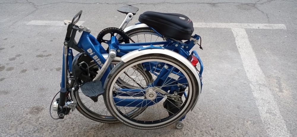 Vendo triciclo elétrico e dobrável