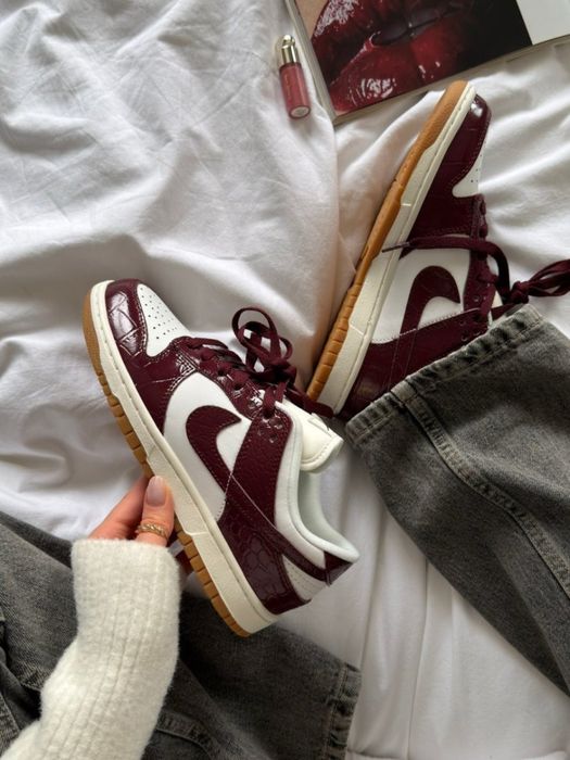 Кросівки жіночі, Nike Dunk Low LX «Team Red Croc»