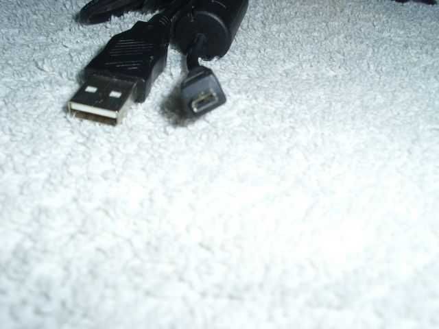 Ładowarka  USB / AWM e101344-c style 2725 28AWG /1PR