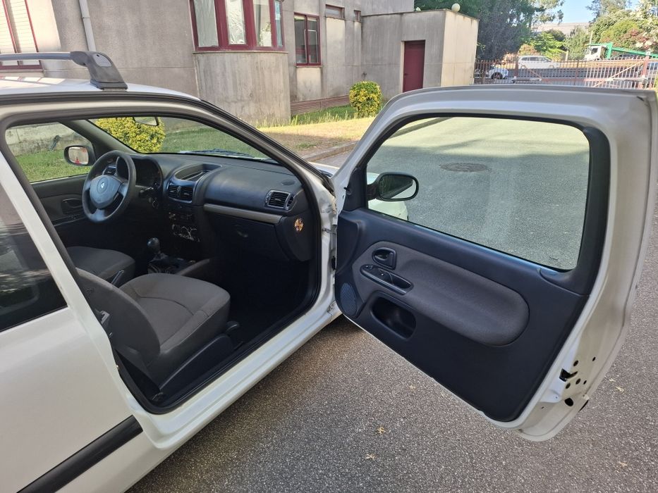 Renault Clio 1.5 Dci 2 lugares Ano 2005