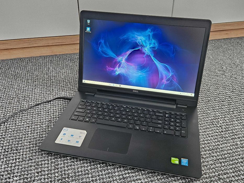 Laptop Dell Inspiron 17 5758 / 17,3" HD+ / intel i3 SSD 240 GB / GeForce 820M / Idealny stan + ładowarka