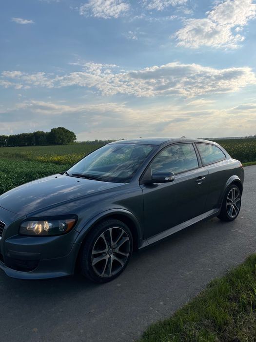 Volvo C30 LPG Świeży serwis oleju