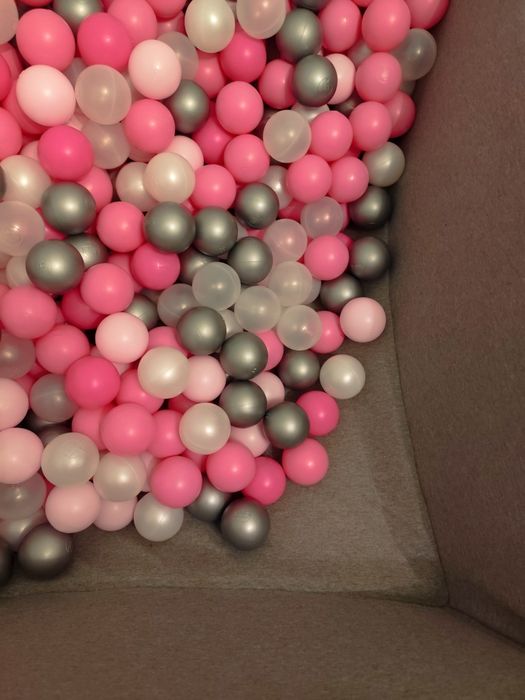 Duży suchy basen z piłeczkami MiiiMi kwadratowy