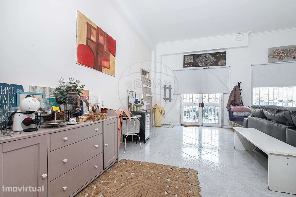 Loja  para venda — Cacém E São Marcos, Lisboa