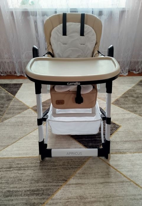Стільчик для годування carrello apricus