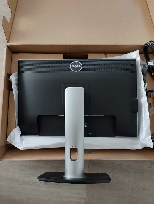 Monitor Dell U2412mc508699907647098881